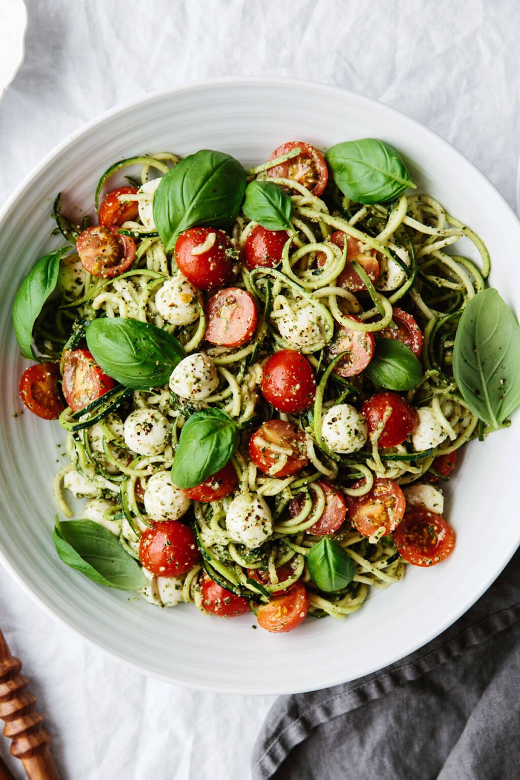 Zucchini noodle caprese salad recipe